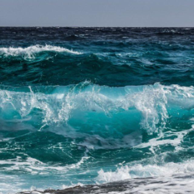 《哪吒闹海》中哪吒扰民在先,人家找他理论,他杀死人家还侮辱尸体,这种恶劣的行为为何却被美化成了主角?-软件乐园