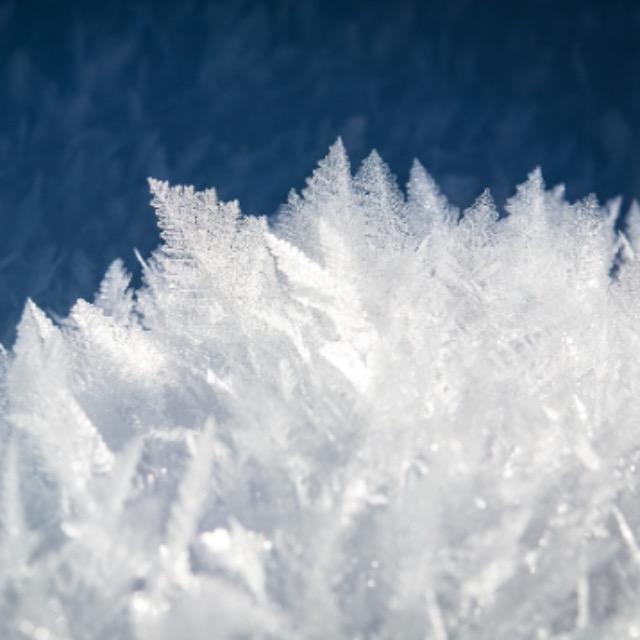 为什么有的冰是透明的,有的不透明,怎么做出来的?-软件乐园