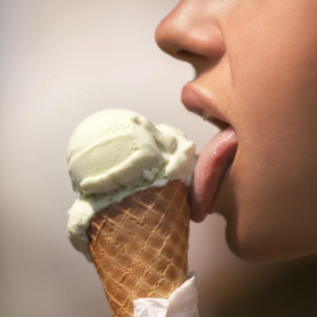 舌头是最强韧有力的肌肉,为什么人类不进化出用舌头打架?-软件乐园