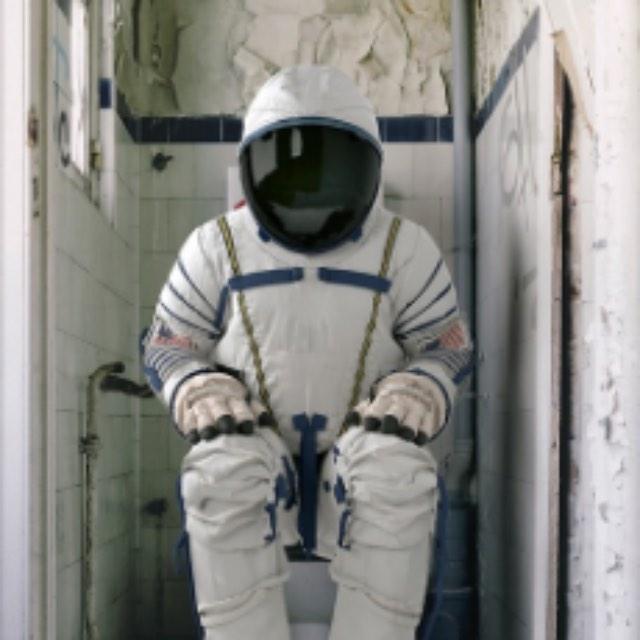 如何设计一款坐便器,使屎不会沾在上面呢?-软件乐园