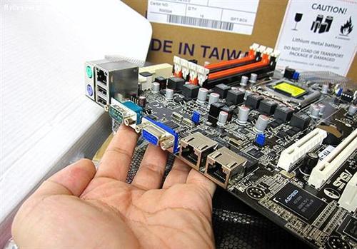 华硕主板b660mk可以装sata3吗-软件乐园