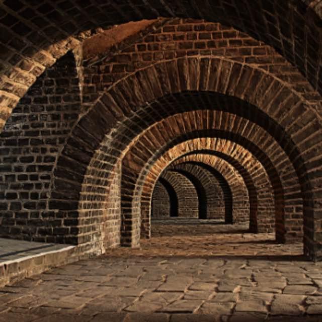 为什么中国古代有二十四史这样庞大的史书集,而外国著名的史书似乎很少?-软件乐园