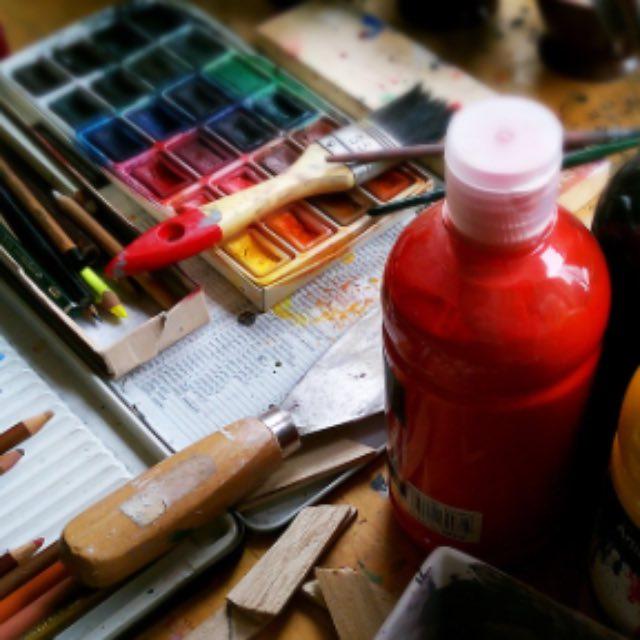 有哪些描绘历史上著名战役或军队日常的画作？-软件乐园